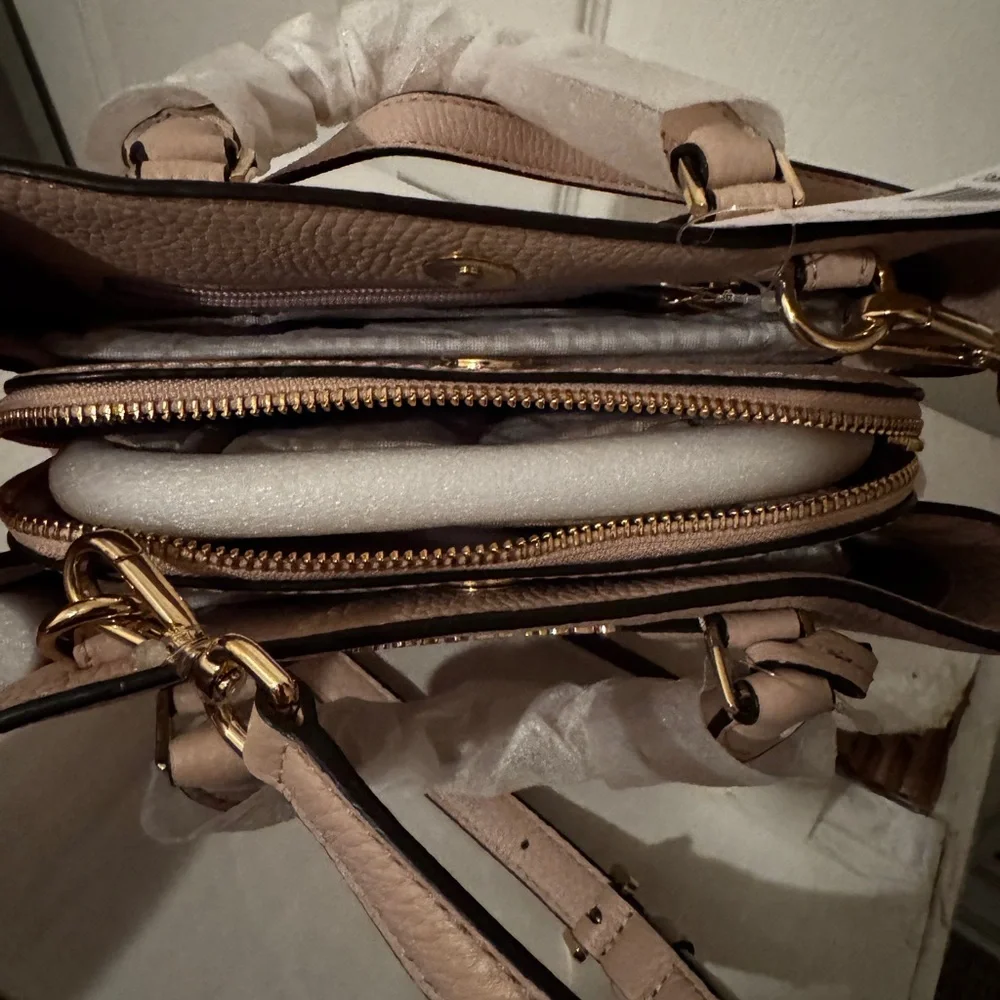 BNWT Michael Kors Blush Leather Satchel - Picture 8 of 9